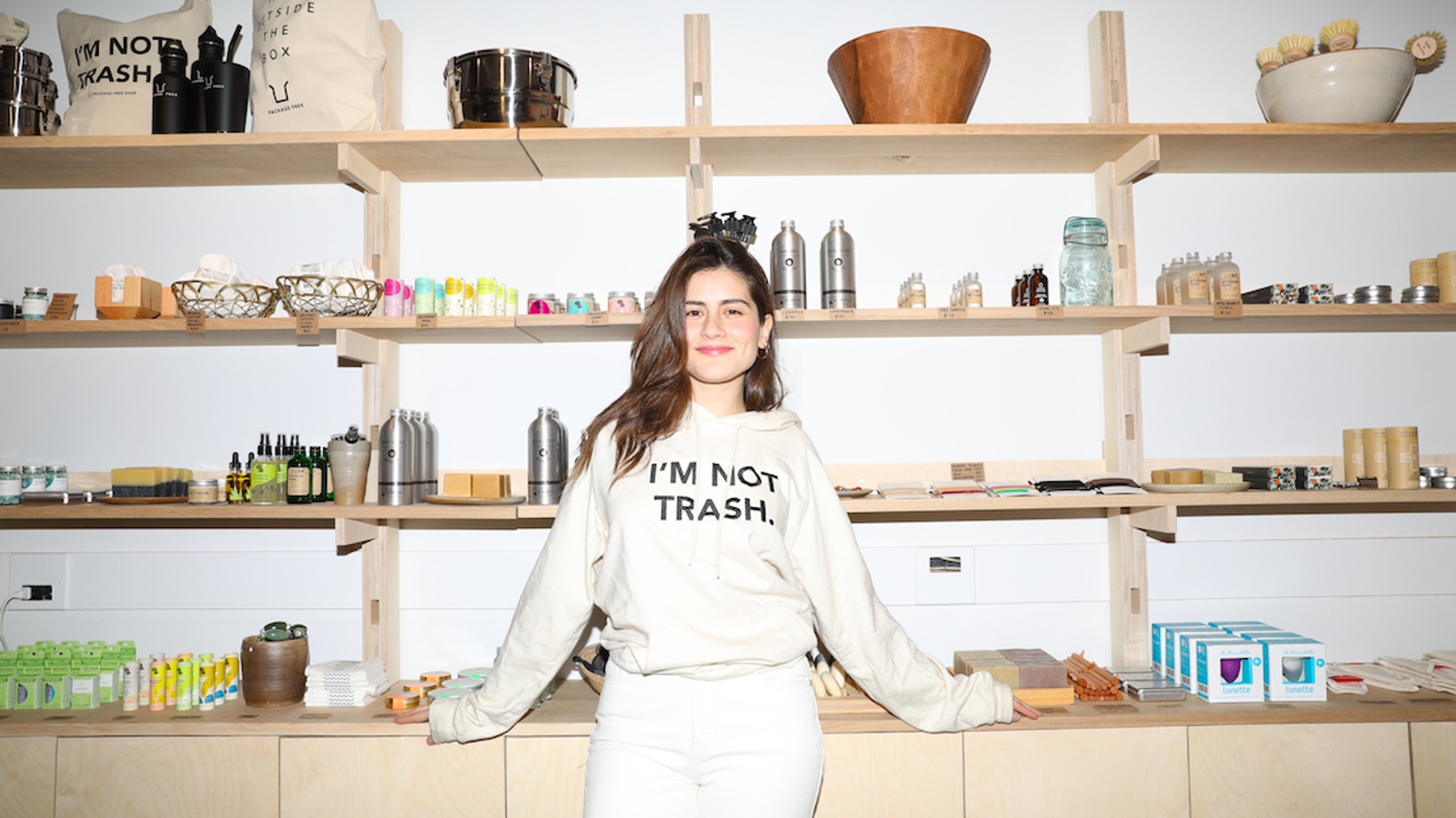 Meet Lauren Singer, the Environmental Activist Making It Easy to Go ...