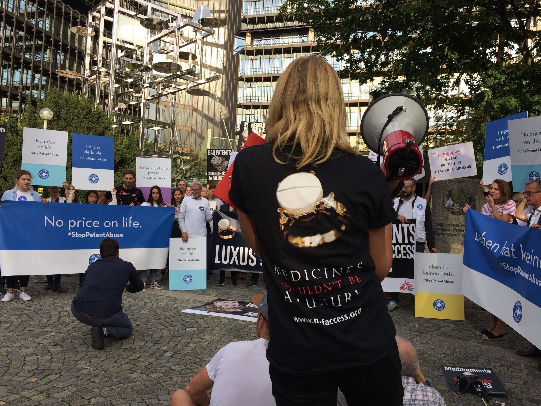 In 2018, organizations in the EU filed an opposition to Gilead Science's patent on the hepatitis C drug sofosbuvir. The appeal aimed to end the abuse of medicine patent systems by pharmaceutical corporations for their own profits, Lara Dovifat said.