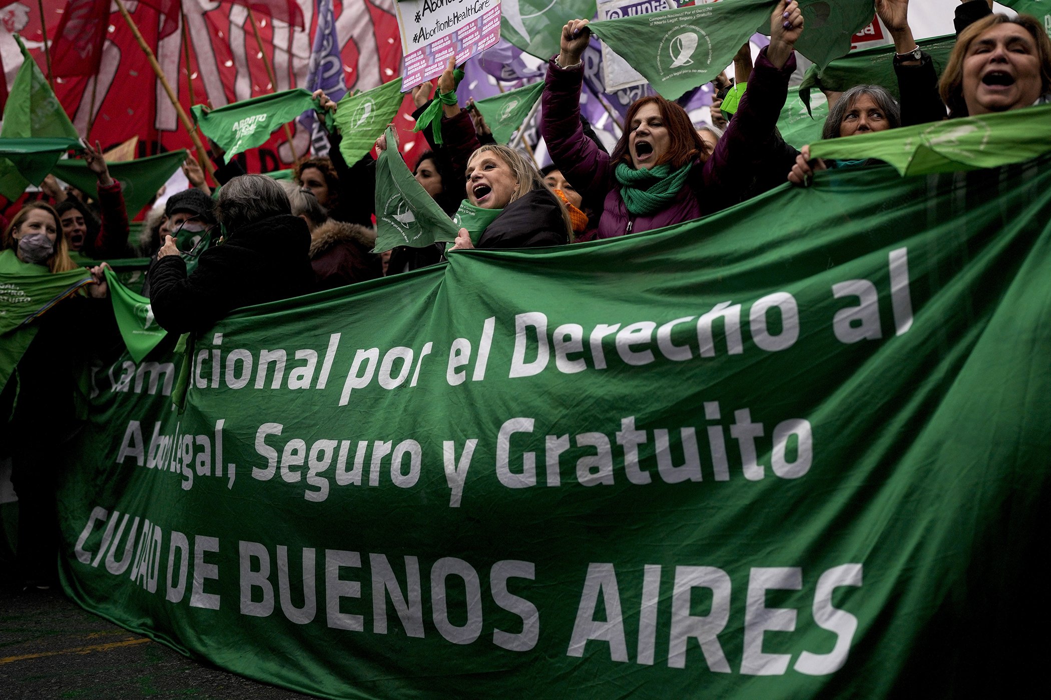 Women protest the US Supreme Court's overturning of Roe v. Wade, removing women's constitutional protections for abortion in the U.S., in Buenos Aires, Argentina, June 27, 2022.