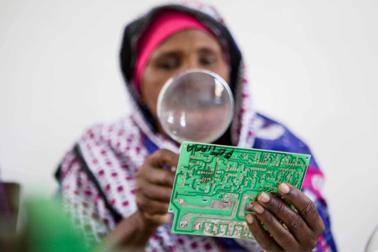 A woman learning at Barefoot College, Zanzibar 15 Oct 2018.