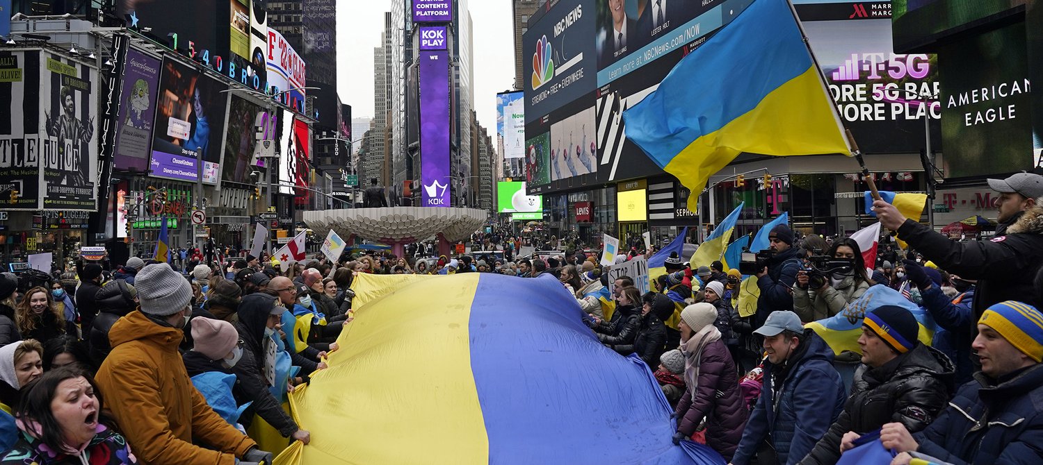 9 Acts of Kindness Towards Ukraine’s People That Will Give You Hope