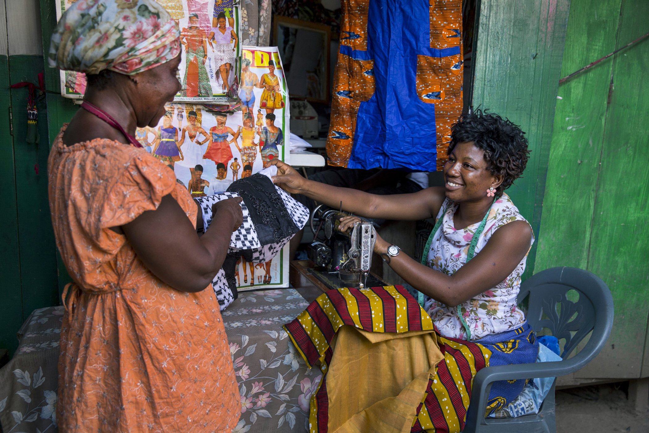 Linda Berko, a talented tailor and seamstress, runs a stand in Kwame Nkrumah Circle Market in Accra, Ghana. In only a few years, Linda has established a clientele of women professionals who come to have clothes tailored for work and religious occasions.