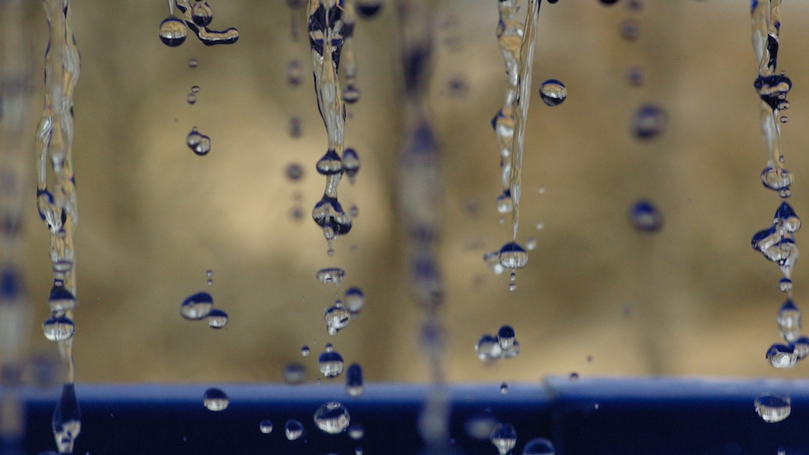 How salt and a car battery are bringing clean water to the developing world