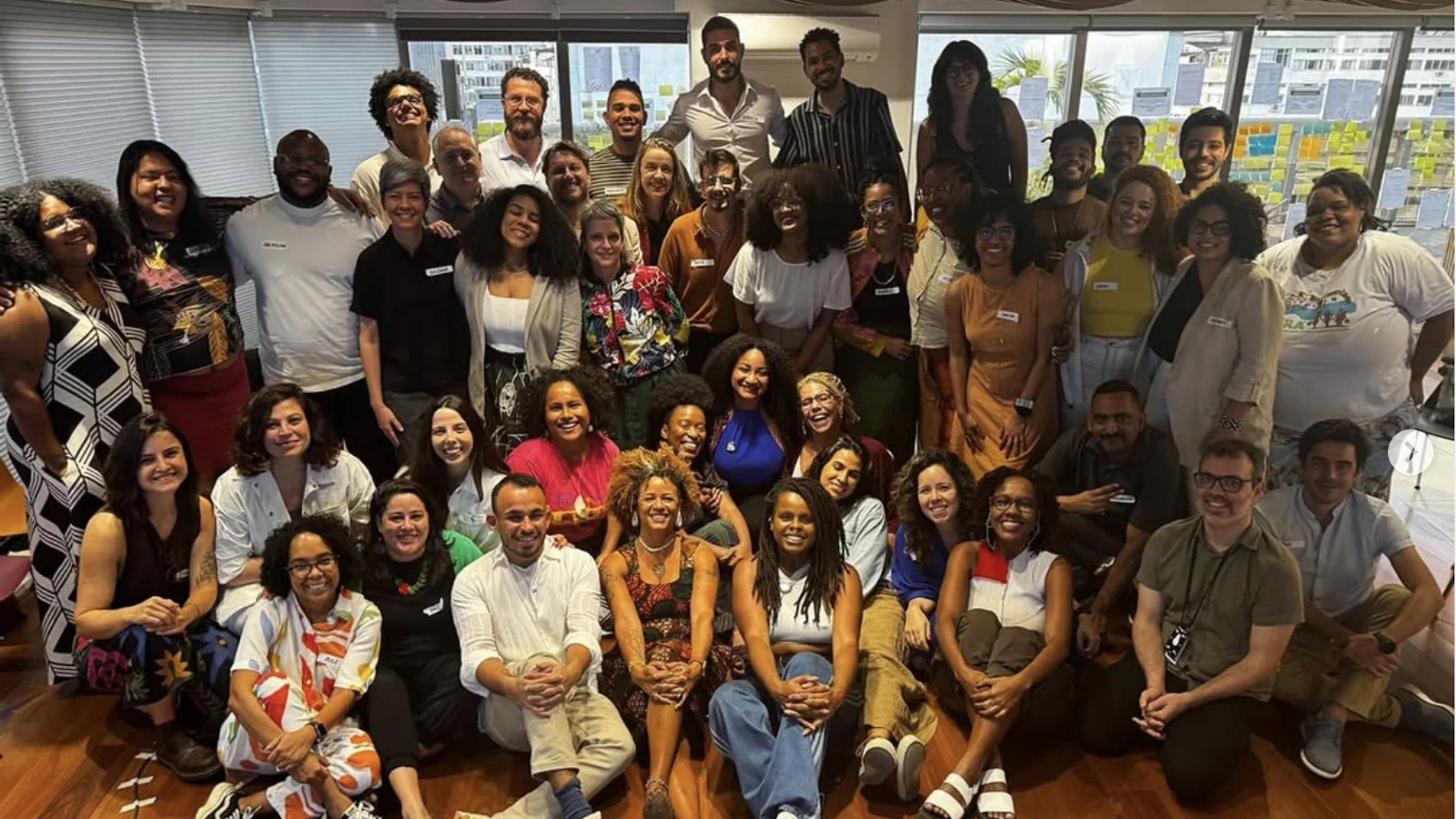 Liderança jovem brasileira em ativismo e política digital