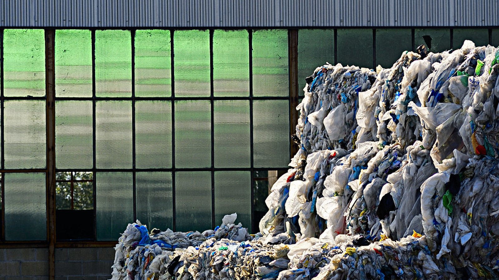 Plastic Bags Are Now Illegal in Northern Pakistan