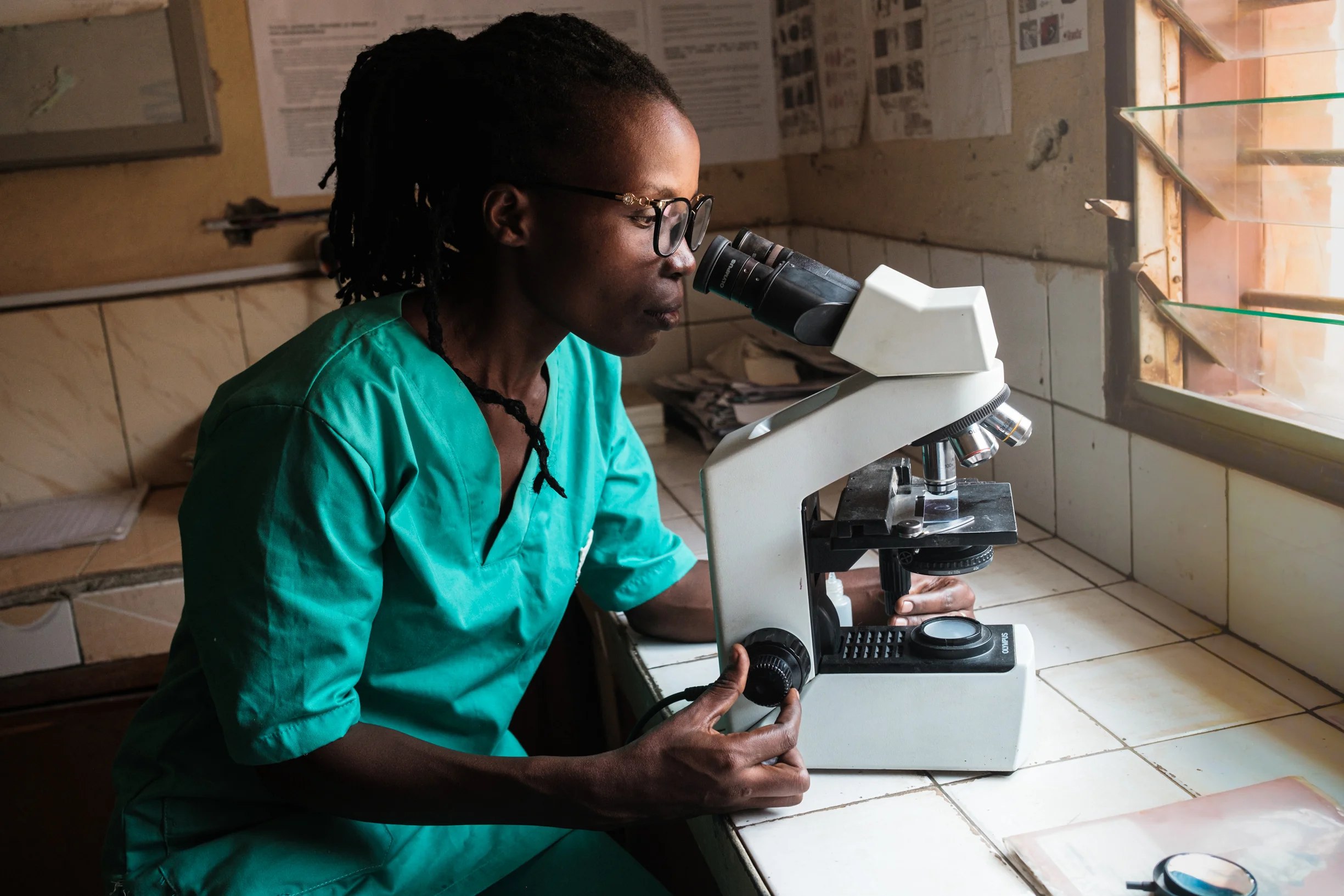 Lydia Nimbona, the laboratory technician on duty, remembers the day she collected Kaneza’s samples, which tested positive for poliovirus, making it the first such case in Burundi in more than 30 years. Lydia Nimbona, the laboratory technician on duty, remembers the day she collected Kaneza’s samples, which tested positive for poliovirus, making it the first such case in Burundi in more than 30 years.